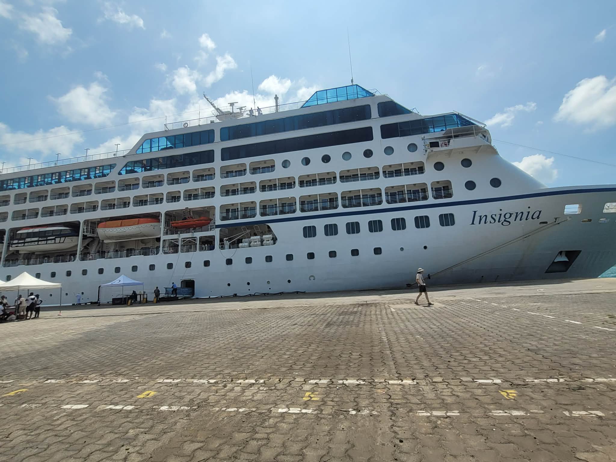 Groupe touristes visite Trois Baies Diego Suarez